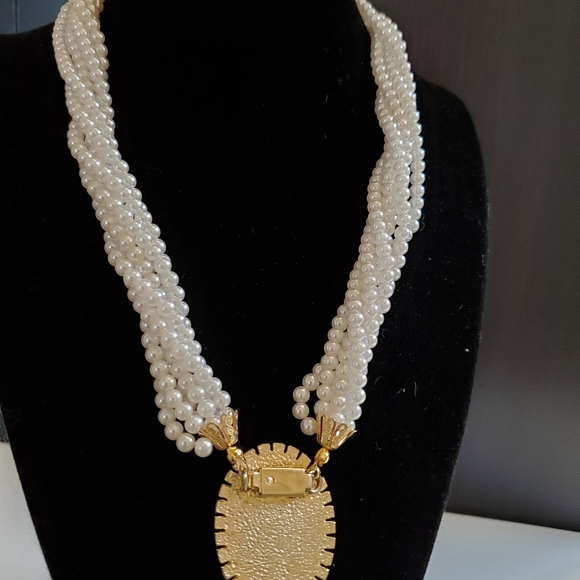 Vintage Pearl Chocker Necklace - Picture 3 of 6